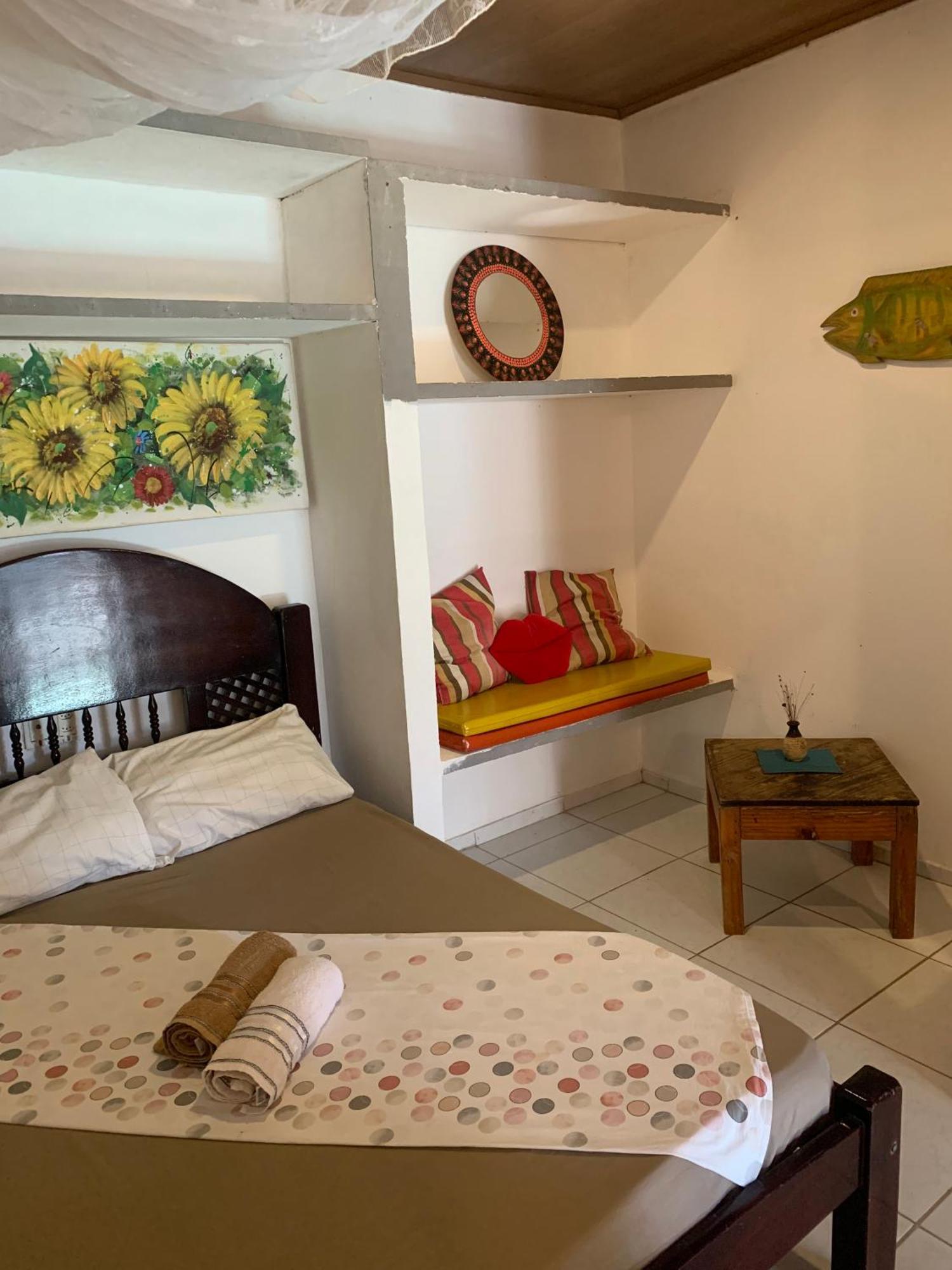 Alojamento de Turismo Selvagem Conjunto Sol Roots *